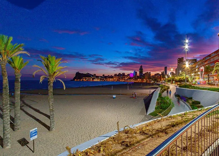 Sunset Waves Sunny Aparts * بينايدورم